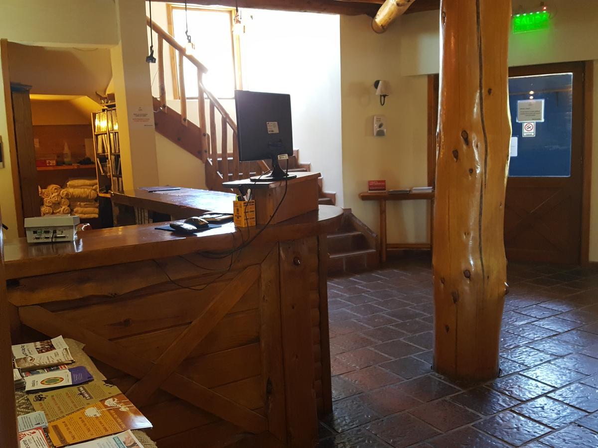 Hotel Kallfu Кавьяуе Екстер'єр фото